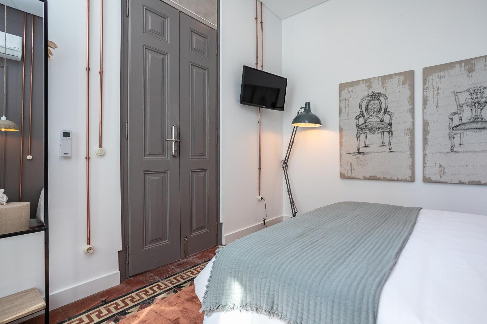 Dona Simone Boutique Suites & Studios - By @ Rita'S Place Faro Exterior photo
