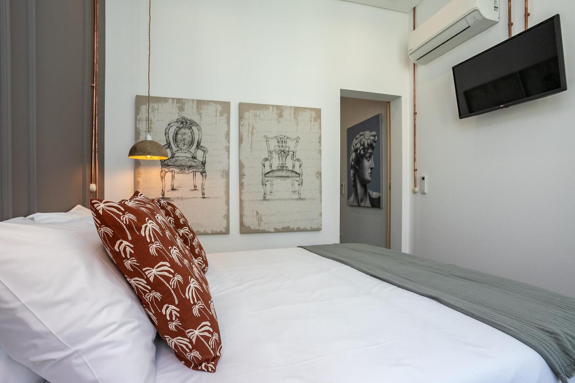 Dona Simone Boutique Suites & Studios - By @ Rita'S Place Faro Exterior photo