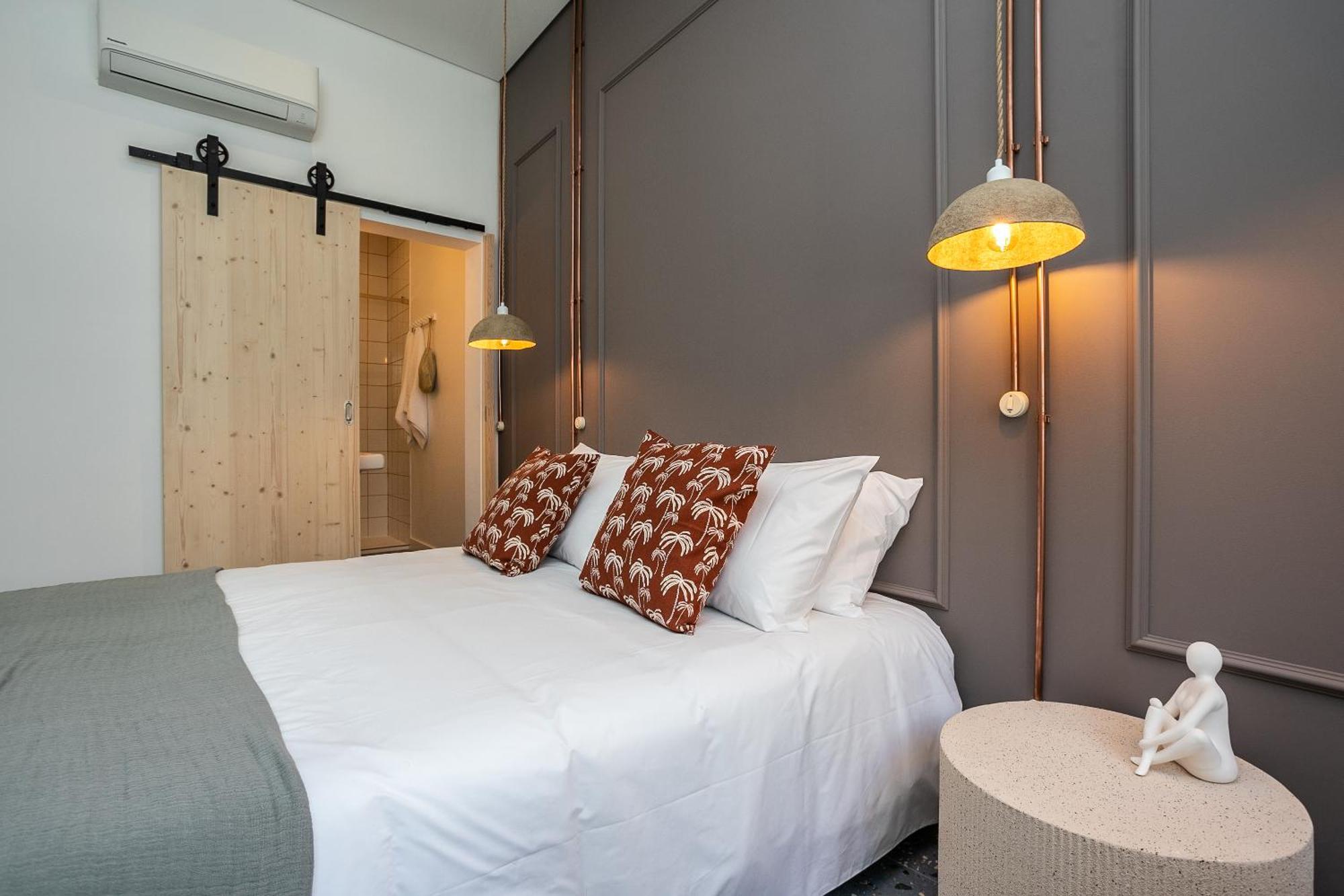 Dona Simone Boutique Suites & Studios - By @ Rita'S Place Faro Exterior photo