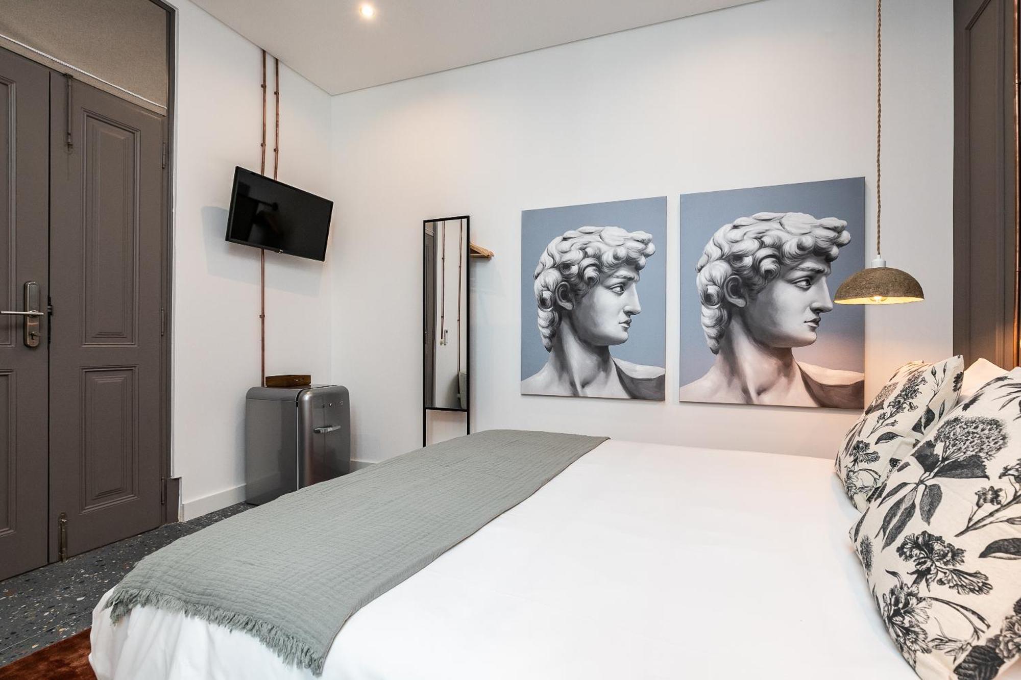Dona Simone Boutique Suites & Studios - By @ Rita'S Place Faro Exterior photo
